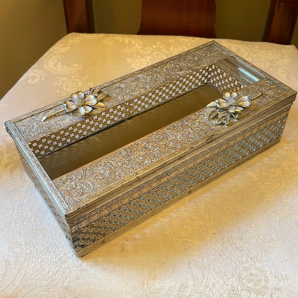 Stunning Hollywood Regency silver tone filagree tissue box with applied roses